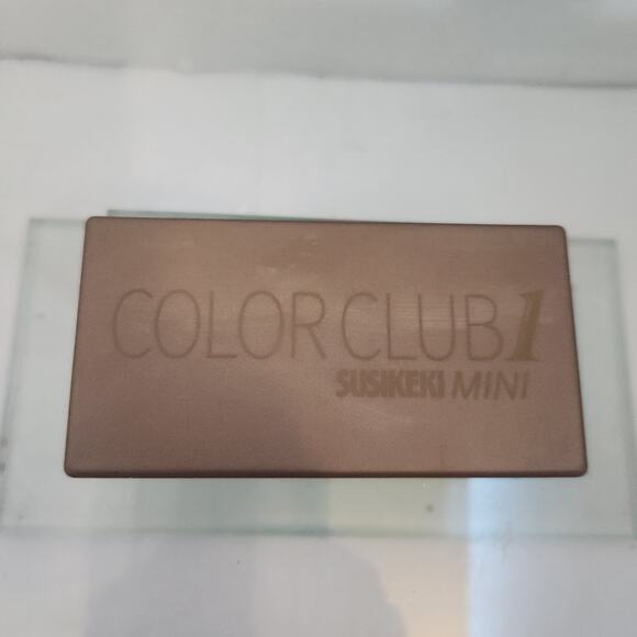 Juvia's Place Deep Dark Bronzed Bronzee New - Picture 3 of 5